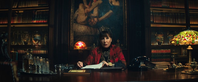 Anjelica Huston