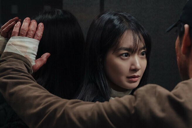 Kim Sung-kyun, Jun Hee Lee