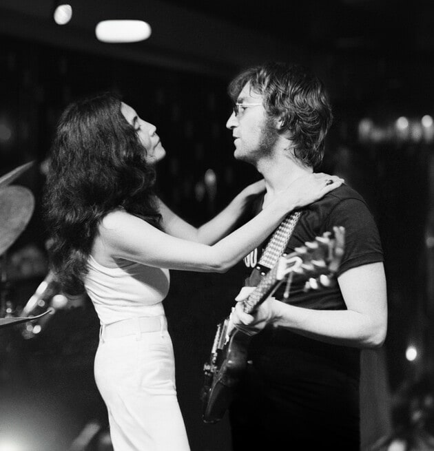 Yoko Ono, John Lennon