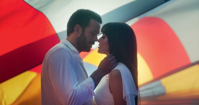 Bar?? Arduç, Hande Erçel