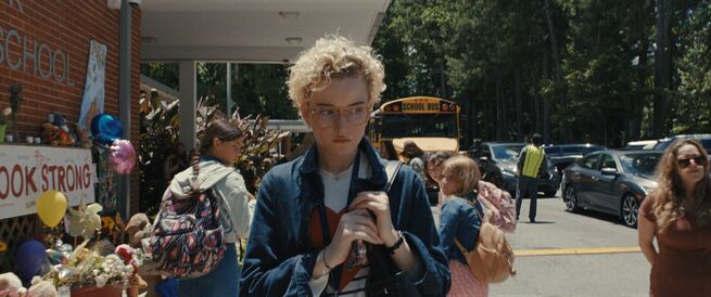 Julia Garner