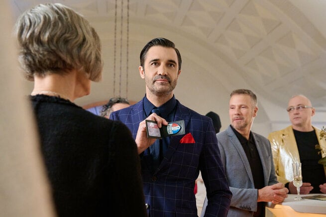 Gilles Marini, Éva Magyar