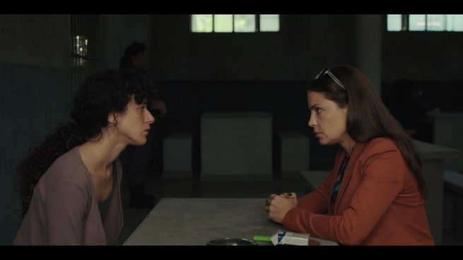 Dolores Fonzi, Camila Plaate