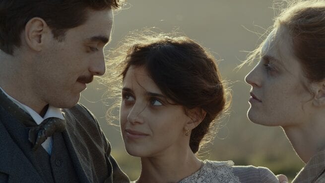 Federico Cesari, Benedetta Porcaroli, Liliana Bottone