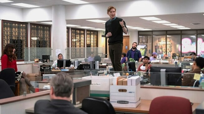 Sabrina Impacciatore, Domhnall Gleeson, Óscar Núñez, Gbemisola Ikumelo