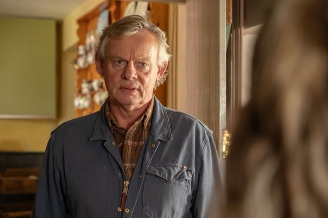 Martin Clunes, Mark Lewis Jones