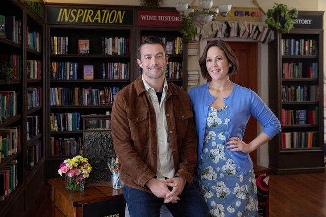 Robert Buckley, Erin Krakow