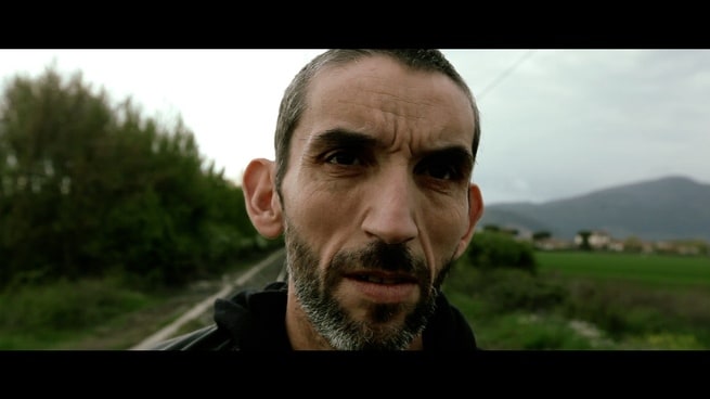 SMETTERE DI FUMARE FUMANDO: DA 40 SIGARETTE A ZERO