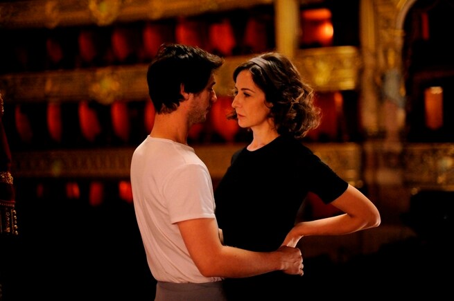 HAND IN HAND: LEGATI DAL DESTINO