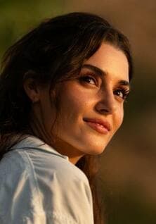 Hande Erçel