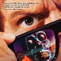 Essi Vivono: Il capolavoro distopico di John Carpenter