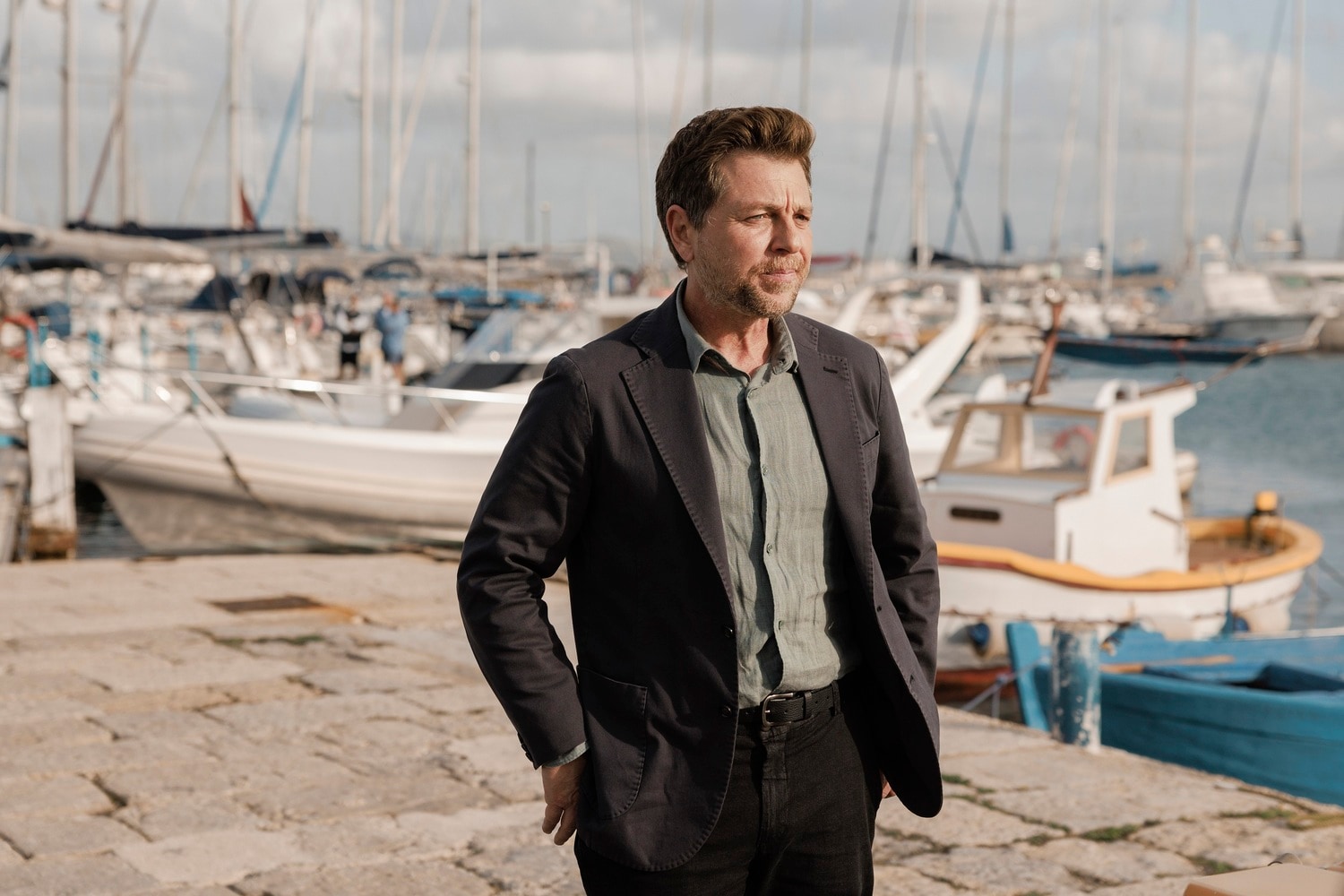 Màkari 4 serie rai 1