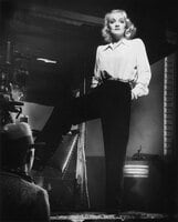 Marlene Dietrich in Fulminati (1940)