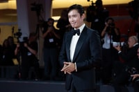 Lee Byung-hun sul red carpet di No Other Choice - Foto: Giorgia Carena / Film Tv