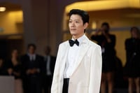 Park Hee-soon sul red carpet di No Other Choice - Foto: Giorgia Carena / Film Tv