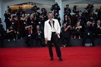 Oscar Isaac sul red carpet di Frankenstein - Foto: Giorgia Carena / Film Tv