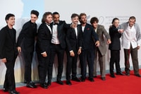 Il cast sul red carpet di Ammazzare stanca - Foto: Giorgia Carena / Film Tv