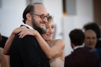 Valeria Bruni Tedeschi e Fausto Russo Alesi sul red carpet di Duse - Foto: Giorgia Carena / Film Tv