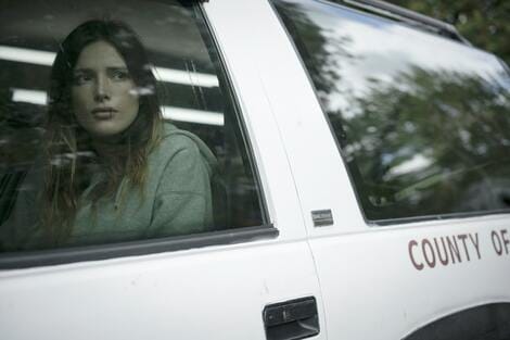 Girl – Vendetta senza nome: Il film di Rai 4, una favola nera sull’identità e la vendetta 