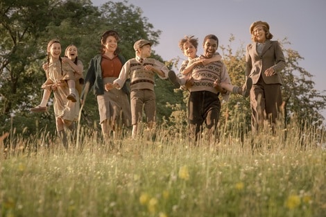 I bambini del treno: Nel film Iris, memoria, coraggio e infanzia tra i binari della Storia 