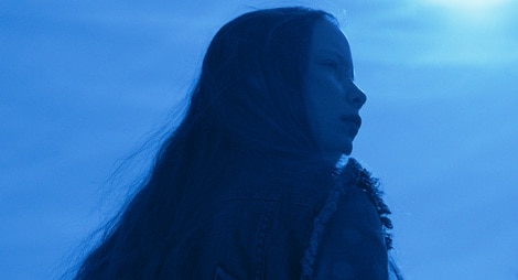 Lo schiaffo: Il cortocircuito della verità domestica