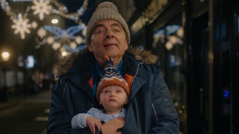 Man vs Baby: la serie natalizia di Rowan Atkinson su Netflix 