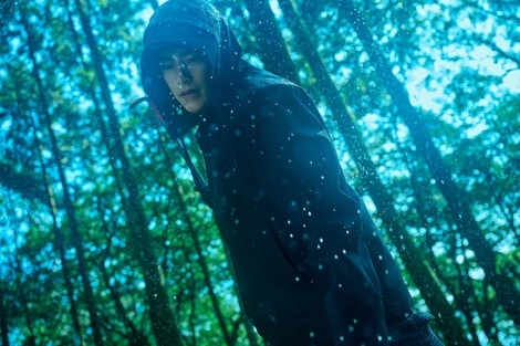 Se non avessi mai visto il sole: Omicidi, sogni e verità sepolte nella serie Netflix